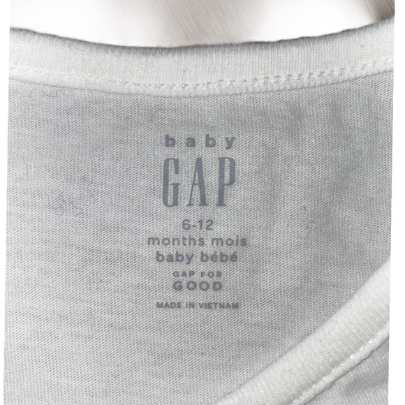 GAP baby girl eyelet onesie - 6-12 months - Picture 5 of 5